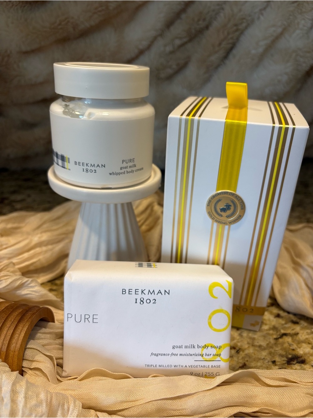Beekman 1802‎ Pure Whipped Body Cream & Goat Milk Soap - Set